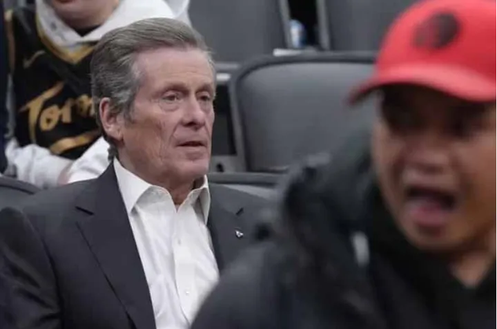 شهردار تورنتو کناره‌گیری خواهد کرد یا به صندلی‌اش سفت خواهد چسبید؟